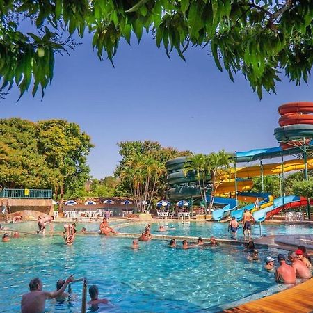 Caldas Novas - Piazza Diroma - Com Ingressos Do Acqua Park Todos Os Dias Exteriör bild